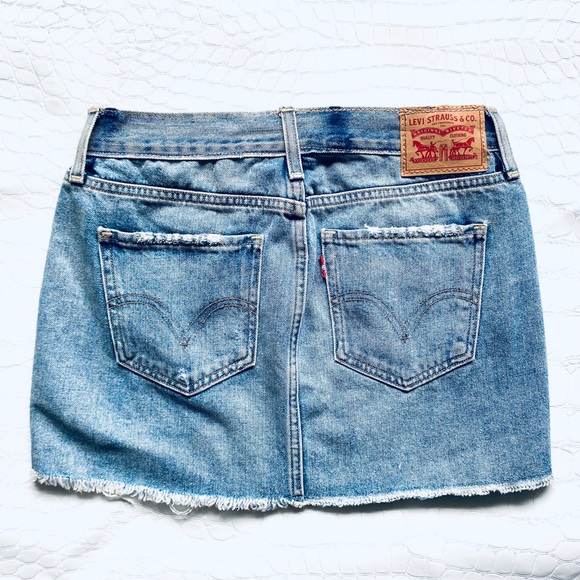 Levi’s Distressed Denim Mini Skirt - Picture 2 of 5